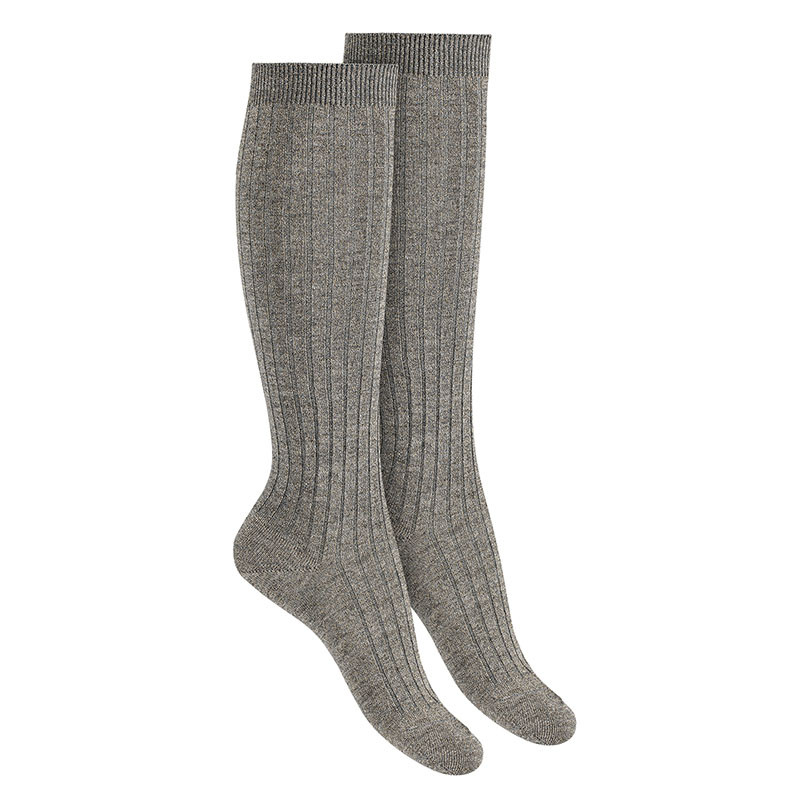 Buy Bright rib knee-high socks LIGHT GREY in the online store Condor. Made in Spain. Visit the GIRL SPECIAL SOCKS section where you will find more colors and products that you will surely fall in love with. We invite you to take a look around our online store.