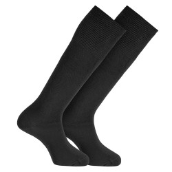 Buy Men modal knee-high socks BLACK in the online store Condor. Made in Spain. Visit the AUTUMN-WINTER MAN SOCKS section where you will find more colors and products that you will surely fall in love with. We invite you to take a look around our online store.