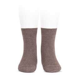 Buy Plain stitch basic short socks TRUNK in the online store Condor. Made in Spain. Visit the SHORT PLAIN STITCH SOCKS section where you will find more colors and products that you will surely fall in love with. We invite you to take a look around our online store.