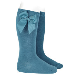 Buy Cotton knee socks with side grosgrain bow OCEAN in the online store Condor. Made in Spain. Visit the GROSGRAIN BOW SOCKS section where you will find more colors and products that you will surely fall in love with. We invite you to take a look around our online store.