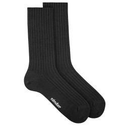 Buy Men modal rib loose fitting socks BLACK in the online store Condor. Made in Spain. Visit the AUTUMN-WINTER MAN SOCKS section where you will find more colors and products that you will surely fall in love with. We invite you to take a look around our online store.