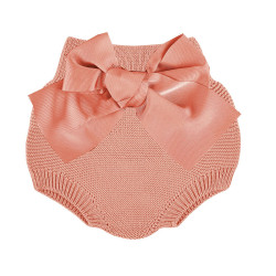 Buy Garter stitch culotte with large grosgrain bow PEONY in the online store Condor. Made in Spain. Visit the SPRING KNITWEAR section where you will find more colors and products that you will surely fall in love with. We invite you to take a look around our online store.