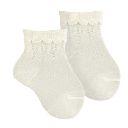 Buy Ceremony ankle socks with openwork and folded cuff BEIGE in the online store Condor. Made in Spain. Visit the BABY CEREMONY SOCKS section where you will find more colors and products that you will surely fall in love with. We invite you to take a look around our online store.