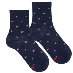 Buy Geometric short socks NAVY BLUE in the online store Condor. Made in Spain. Visit the FANCY SPRING CHILDREN SOCKS section where you will find more colors and products that you will surely fall in love with. We invite you to take a look around our online store.