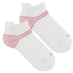 Buy Trainer socks with stripes on the heel PALE PINK in the online store Condor. Made in Spain. Visit the FANCY SPRING CHILDREN SOCKS section where you will find more colors and products that you will surely fall in love with. We invite you to take a look around our online store.