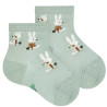 Compra Bunny embroidery short socks SEA MIST en la tienda online Condor. Fabricado en España. Visita la sección FANCY SPRING BABY SOCKS donde encontrarás más colores y productos que seguro que te enamorarán. Te invitamos a darte una vuelta por nuestra tienda online.