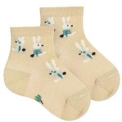 Buy Bunny embroidery short socks LINEN in the online store Condor. Made in Spain. Visit the FANCY SPRING BABY SOCKS section where you will find more colors and products that you will surely fall in love with. We invite you to take a look around our online store.