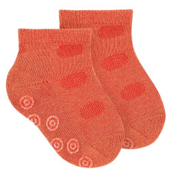 Buy Non-slip ankle socks - circles PEONY in the online store Condor. Made in Spain. Visit the NON-SLIP SOCKS section where you will find more colors and products that you will surely fall in love with. We invite you to take a look around our online store.