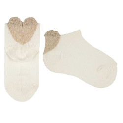 Compra Trainers socks with metallic thread 3d heart CREAM en la tienda online Condor. Fabricado en España. Visita la sección GLITTER SOCKS donde encontrarás más colores y productos que seguro que te enamorarán. Te invitamos a darte una vuelta por nuestra tienda online.