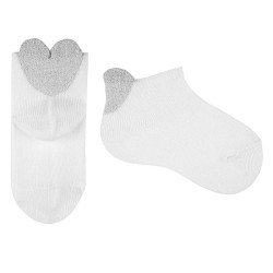 Compra Trainers socks with metallic thread 3d heart WHITE en la tienda online Condor. Fabricado en España. Visita la sección GLITTER SOCKS donde encontrarás más colores y productos que seguro que te enamorarán. Te invitamos a darte una vuelta por nuestra tienda online.