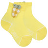 Buy Short socks with carrot application LIMONCELLO in the online store Condor. Made in Spain. Visit the FANCY SPRING BABY SOCKS section where you will find more colors and products that you will surely fall in love with. We invite you to take a look around our online store.