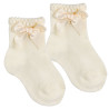 Buy Short ceremony socks with a tone-on-tonesatin bow BEIGE in the online store Condor. Made in Spain. Visit the BABY CEREMONY SOCKS section where you will find more colors and products that you will surely fall in love with. We invite you to take a look around our online store.