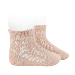 Buy Perle cotton openwork socks NUDE in the online store Condor. Made in Spain. Visit the BABY OPENWORK SOCKS section where you will find more colors and products that you will surely fall in love with. We invite you to take a look around our online store.