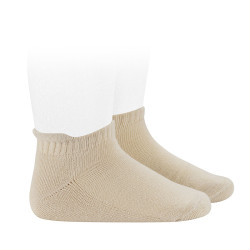 Compra Cnd trainer socks LINEN en la tienda online Condor. Fabricado en España. Visita la sección SPORT SOCKS donde encontrarás más colores y productos que seguro que te enamorarán. Te invitamos a darte una vuelta por nuestra tienda online.