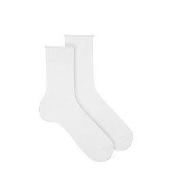 Buy Elastic cotton loose fitting socks and rolled cuff WHITE in the online store Condor. Made in Spain. Visit the SPRING MAN SOCKS section where you will find more colors and products that you will surely fall in love with. We invite you to take a look around our online store.