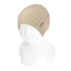 Compra Baby rib knit hat LINEN en la tienda online Condor. Fabricado en España. Visita la sección RIBBED COLLECTION donde encontrarás más colores y productos que seguro que te enamorarán. Te invitamos a darte una vuelta por nuestra tienda online.