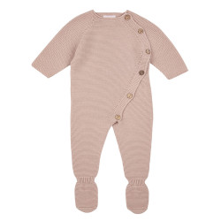 Buy Garter stitch baby foot romper OLD ROSE in the online store Condor. Made in Spain. Visit the SPRING ROMPERSUITS section where you will find more colors and products that you will surely fall in love with. We invite you to take a look around our online store.