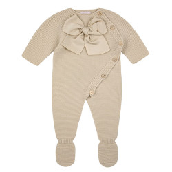 Buy Garter stitch romper with large grosgrain bow LINEN in the online store Condor. Made in Spain. Visit the GARTER STITCH COLLECTION section where you will find more colors and products that you will surely fall in love with. We invite you to take a look around our online store.
