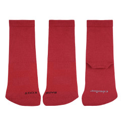 Buy Barefoot socks with terry toe RED VELVET in the online store Condor. Made in Spain. Visit the BAREFOOT section where you will find more colors and products that you will surely fall in love with. We invite you to take a look around our online store.