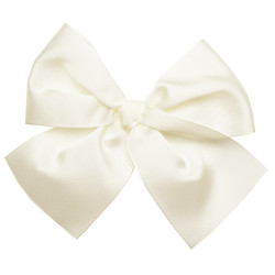 Buy Hair clip with large grossgrain bow BEIGE in the online store Condor. Made in Spain. Visit the HAIR ACCESSORIES section where you will find more colors and products that you will surely fall in love with. We invite you to take a look around our online store.