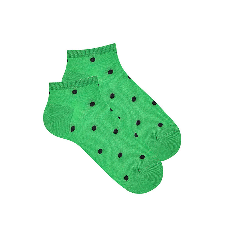 Buy Polka dot print trainer socks ANDALUSIAN GREEN in the online store Condor. Made in Spain. Visit the FANCY SPRING CHILDREN SOCKS section where you will find more colors and products that you will surely fall in love with. We invite you to take a look around our online store.