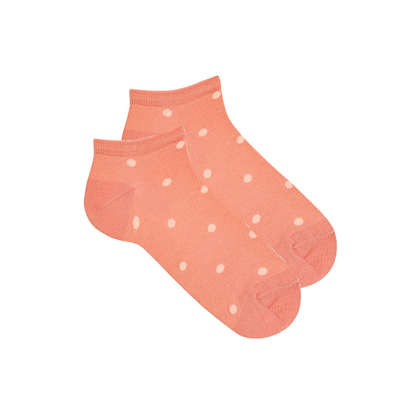 Buy Polka dot print trainer socks PEONY in the online store Condor. Made in Spain. Visit the FANCY SPRING CHILDREN SOCKS section where you will find more colors and products that you will surely fall in love with. We invite you to take a look around our online store.