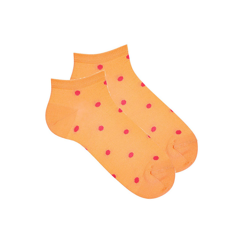 Buy Polka dot print trainer socks PEACH in the online store Condor. Made in Spain. Visit the FANCY SPRING CHILDREN SOCKS section where you will find more colors and products that you will surely fall in love with. We invite you to take a look around our online store.