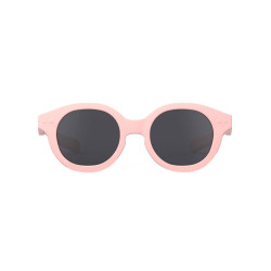 Buy Kids c form sunglasses from 9 to 36 months PINK in the online store Condor. Made in Spain. Visit the IZIPIZI section where you will find more colors and products that you will surely fall in love with. We invite you to take a look around our online store.