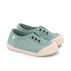 Buy Canvas sneaker barefoot SEA MIST in the online store Condor. Made in Spain. Visit the IGOR section where you will find more colors and products that you will surely fall in love with. We invite you to take a look around our online store.
