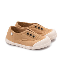 Buy Canvas sneaker barefoot MUSTARD in the online store Condor. Made in Spain. Visit the IGOR section where you will find more colors and products that you will surely fall in love with. We invite you to take a look around our online store.